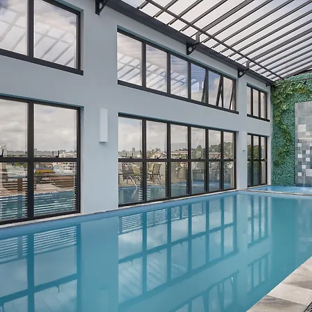 Lefel Hotel-3