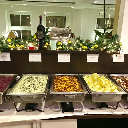 Boutique Hotel Goldene Henne-3
