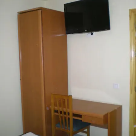 Hostal Moncloa-3