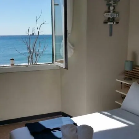 Luna Rooms-3