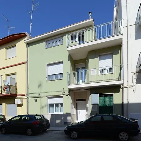 Miramed Rooms-2