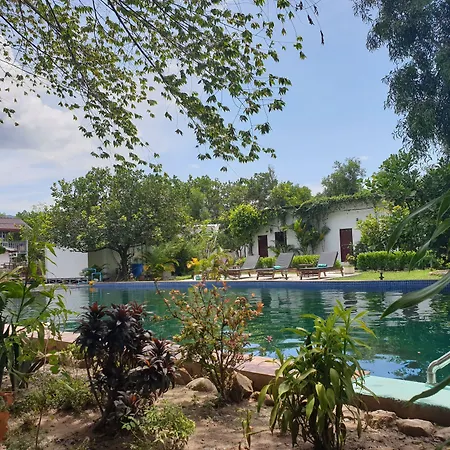 Bohemiaz Resort And Spa Kampot-2
