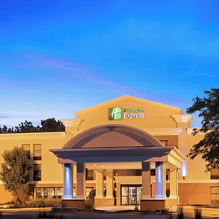 Holiday Inn Express Indianapolis Airport By Ihg-2