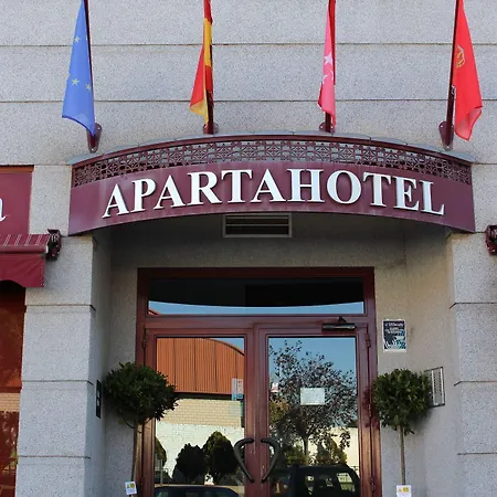 Apartahotel Villa de Parla-2