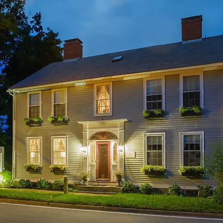 Sally Webster Inn-2