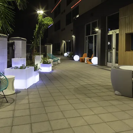 Aloft By Marriott Glendale At Westgate-3