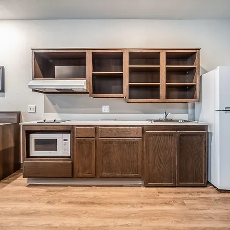 Woodspring Suites Miramar-2