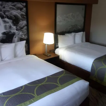 Super 8 By Wyndham Lynnwood-2