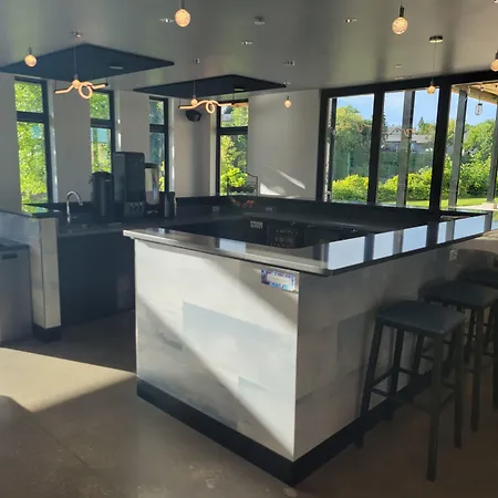 Watershed Hotel-3