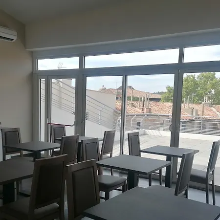 Square Hotel-2
