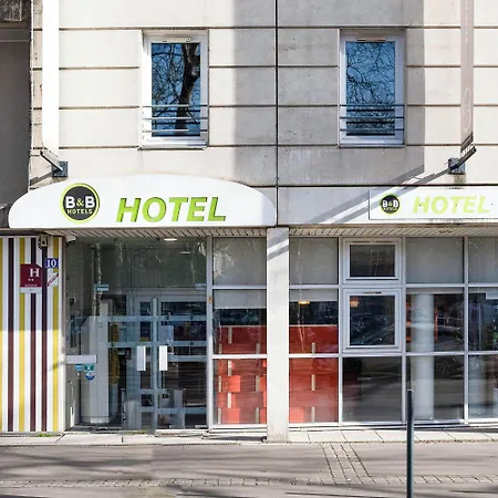 B&B HOTEL Nantes Centre-3