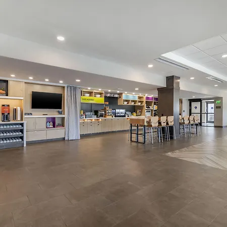 Home2 Suites By Hilton Bangor-3