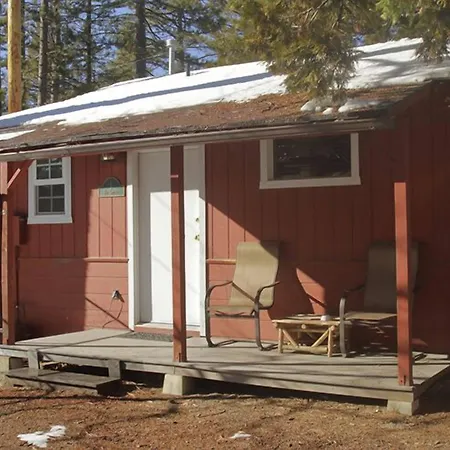 Silver Pines Lodge-3
