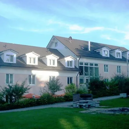 Altmühlberg Hotel&Restaurant-2