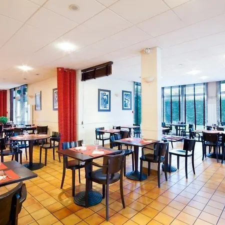 Comfort Hotel Montlucon-3