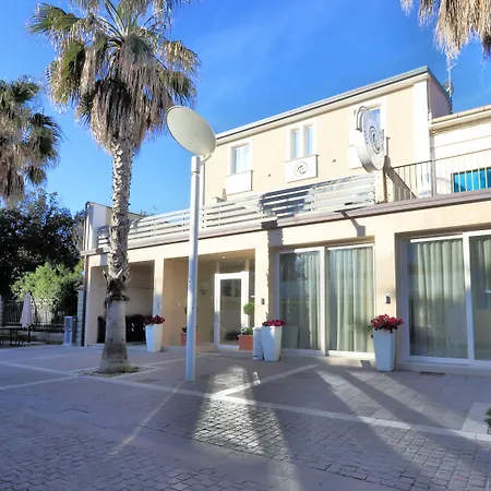 Hotel Cecina Beach-2