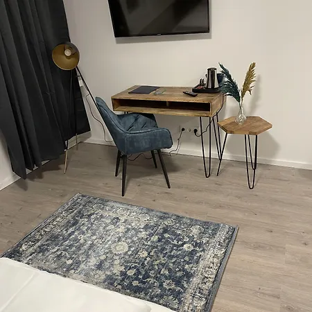 Aparthotel Neumuenster City-2