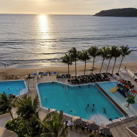 Viaggio Resort Mazatlan-3