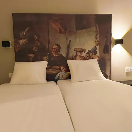 HOTELUX Amsterdam Airport Hotel-2
