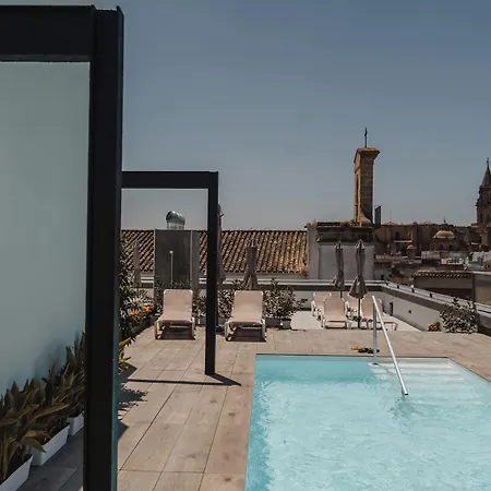 Eszentrico Suites & Rooftop Bar-3
