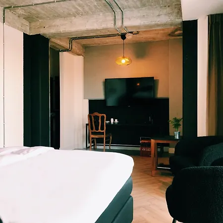 Bed, Bites & Business Hotel Rotterdam-2
