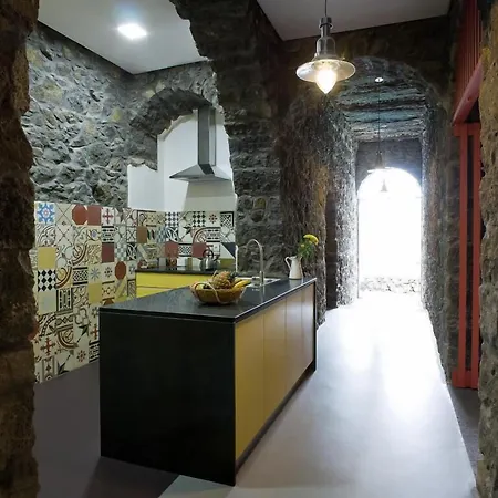 Azorean Urban Lodge-3