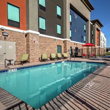 Hampton Inn Fresno Airport-2