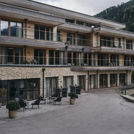VAYA St Anton-2