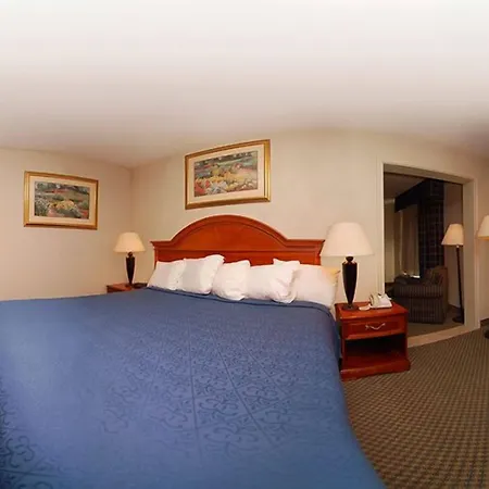 Texas Inn & Suites-3