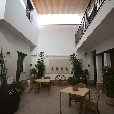 Hostal Santa Habitaciones Aldea del Rocío-2
