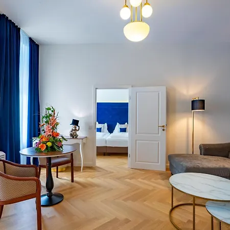 Theaterhotel & Suites Wien-3