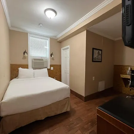 District Hotel-3