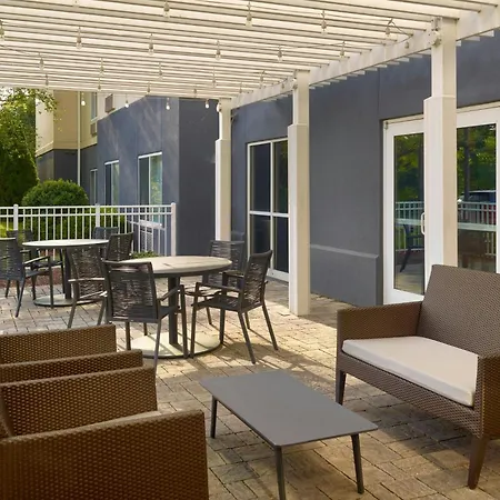 Fairfield Inn & Suites By Marriott Frederick-3