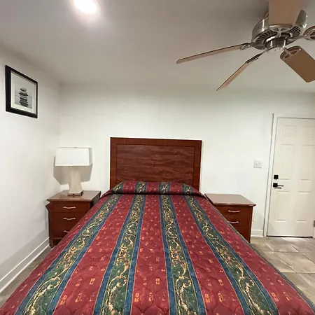 Mission Bell Motel-2