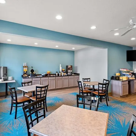Days Inn By Wyndham Carroll-2