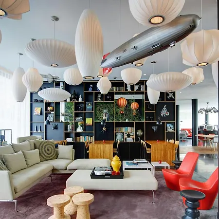 citizenM Paris Charles de Gaulle Airport-2