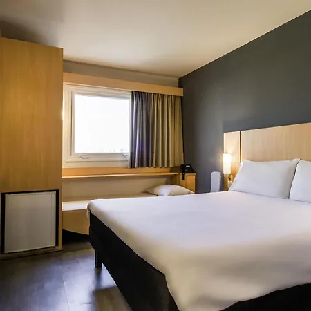 Ibis Marilia-3