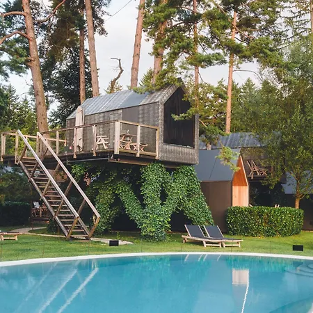 Luxury Glamping Chocolate Village-3