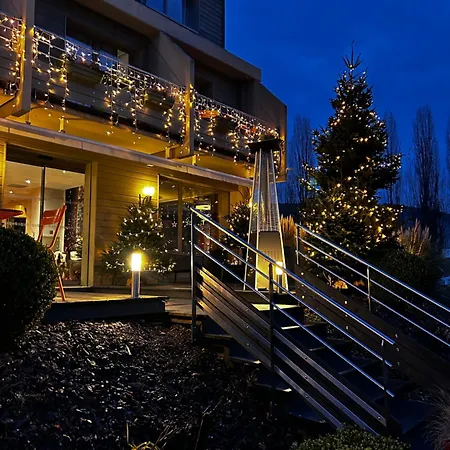 Hotel Du Lac-2