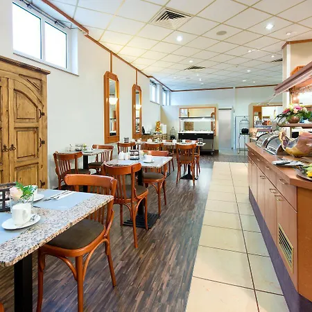 ACHAT Hotel Neustadt an der Weinstraße-3