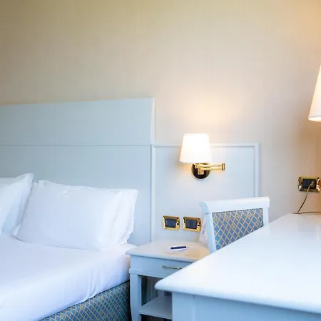 Hotel Roma Aurelia Antica-3
