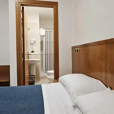 Hotel Zara Napoli-3