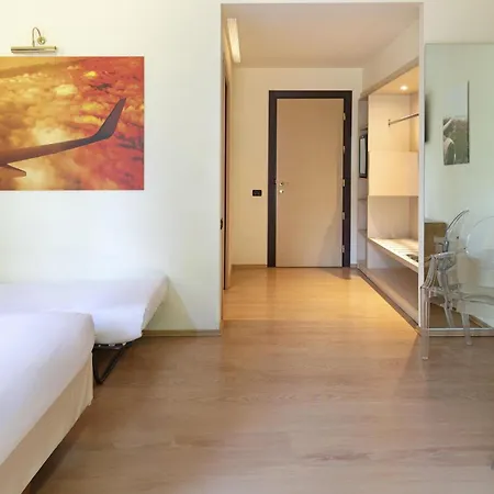 B&B Hotel Malpensa Lago Maggiore-2