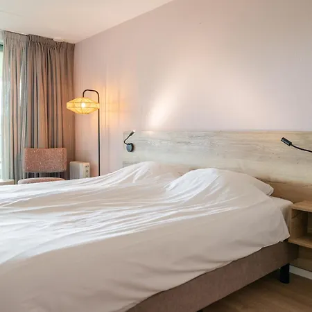 Strandhotel Buren aan Zee-2