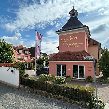 Hotel Im Engel-2
