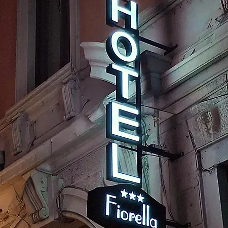 Hotel Fiorella Milano-3