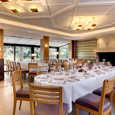 Cazaudehore, maison forestière de charme, restaurant gastronomique, terrasse ombragée et jardin-2