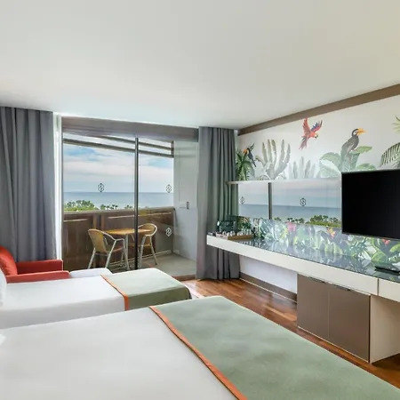 Nirvana Cosmopolitan Hotel-2