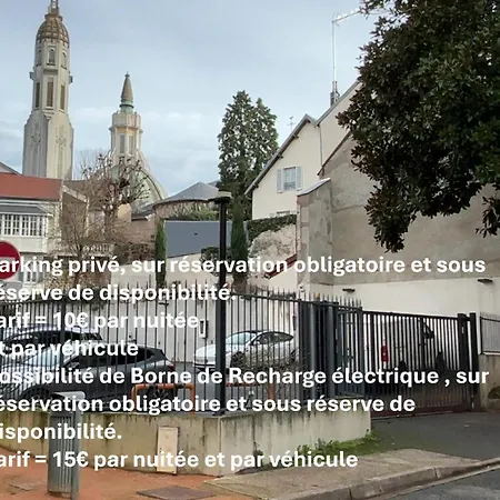 Brit Hotel De Grignan Vichy-3