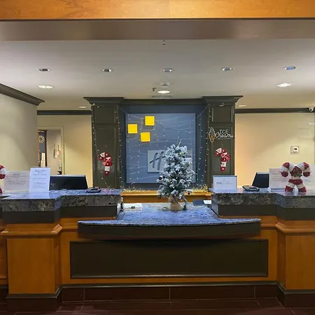 Holiday Inn Express Hotel & Suites Warwick-Providence Airport By Ihg-3